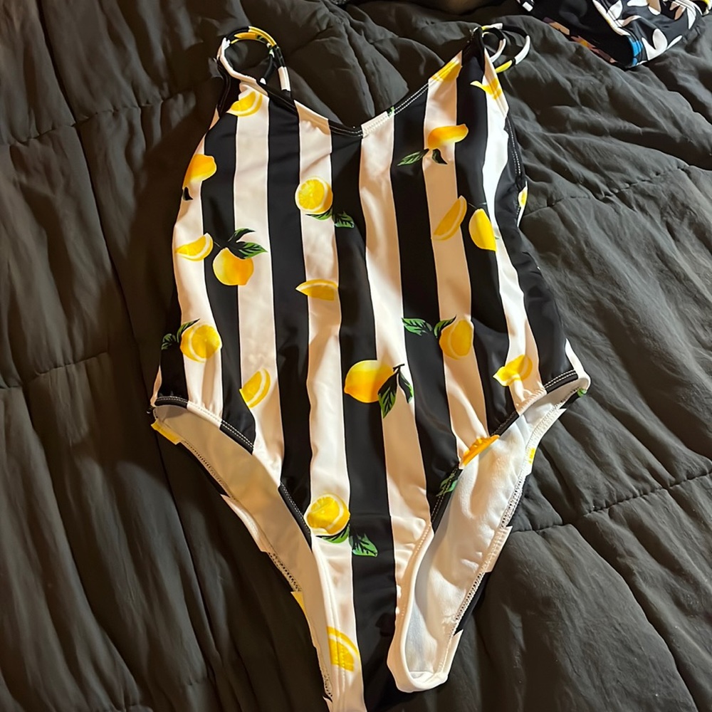 Super cute black and white stripe lemon one piece swimsuit